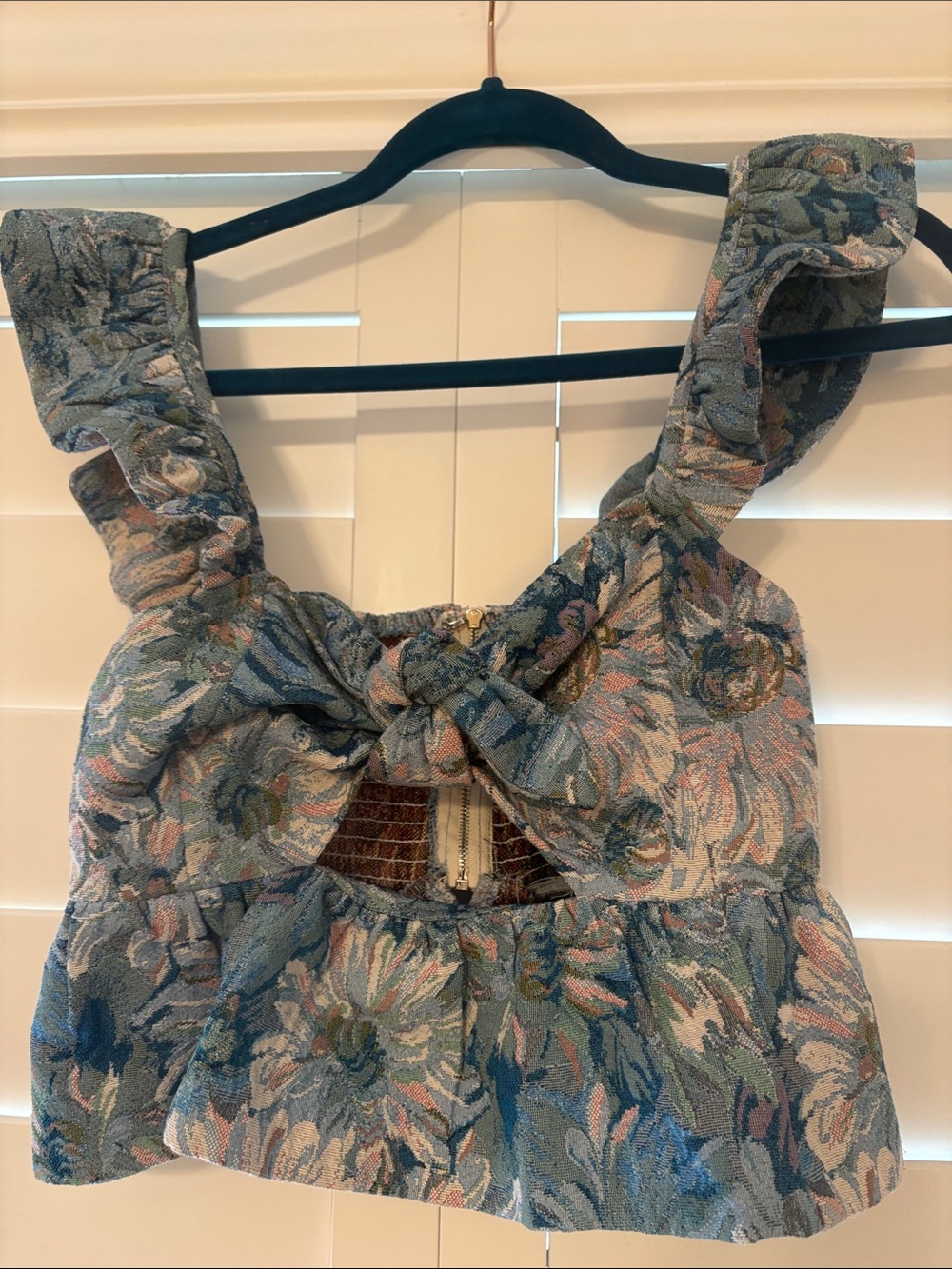 En Saison Floral Tie-Front Crop Top - Blue & Pink